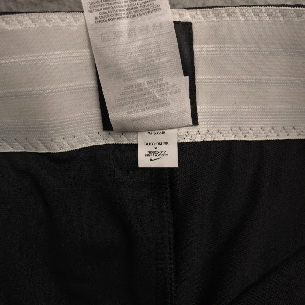 Nike Football Pants Mens XL Black White Padded Game Day Belted Athletic